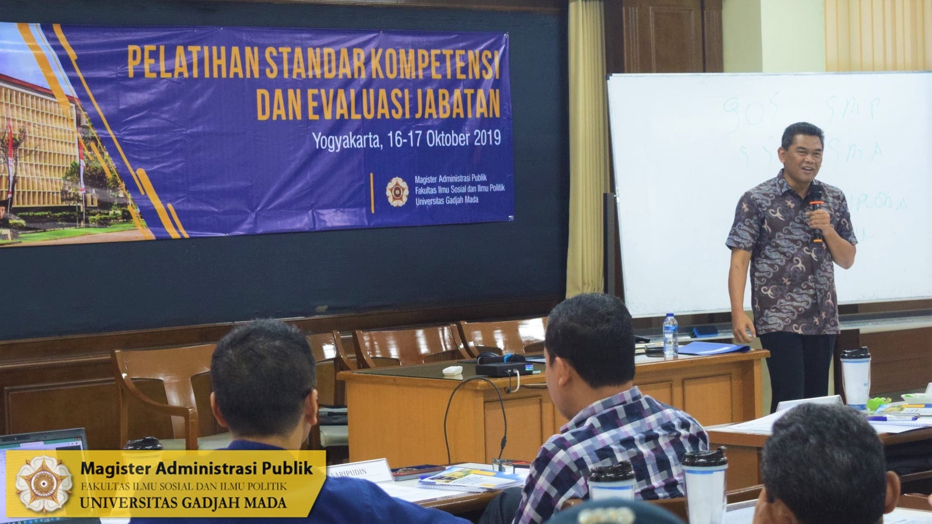 PELATIHAN STANDAR KOMPETENSI DAN EVALUASI JABATAN - Magister ...